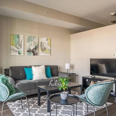 Frontdesk Confluence On 3Rd Apt Downtown Riverwalk Trails Des Moines Zewnętrze zdjęcie